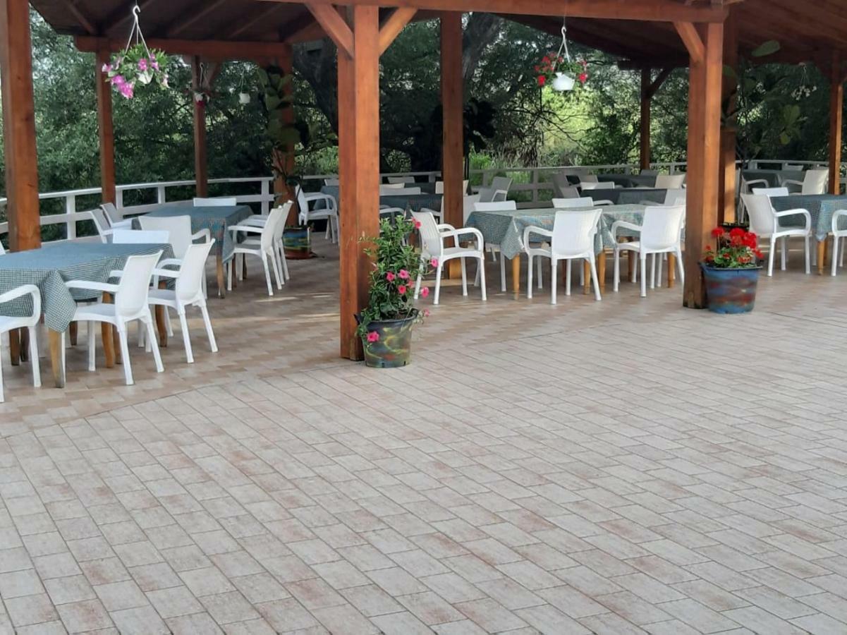 Resort Te Zagolli Orikum Exterior foto